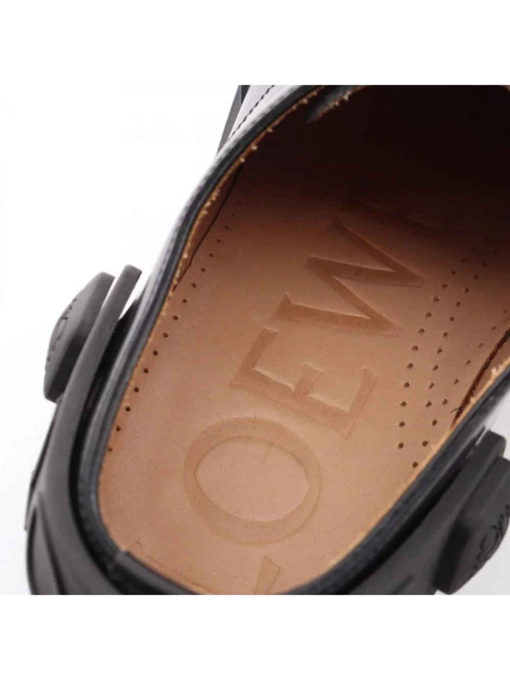 Loewe there are
